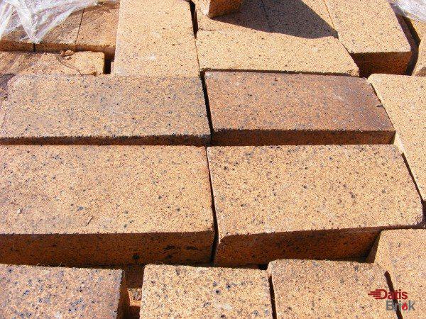 best Refractory Bricks price in india and their specifications to other bricks